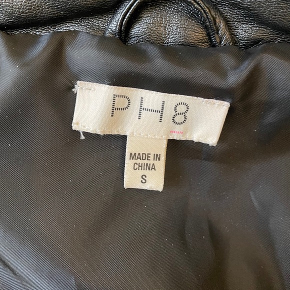 SOLD❤️ Ph8 Size S Black Puffer Leather Vest - Picture 4 of 10